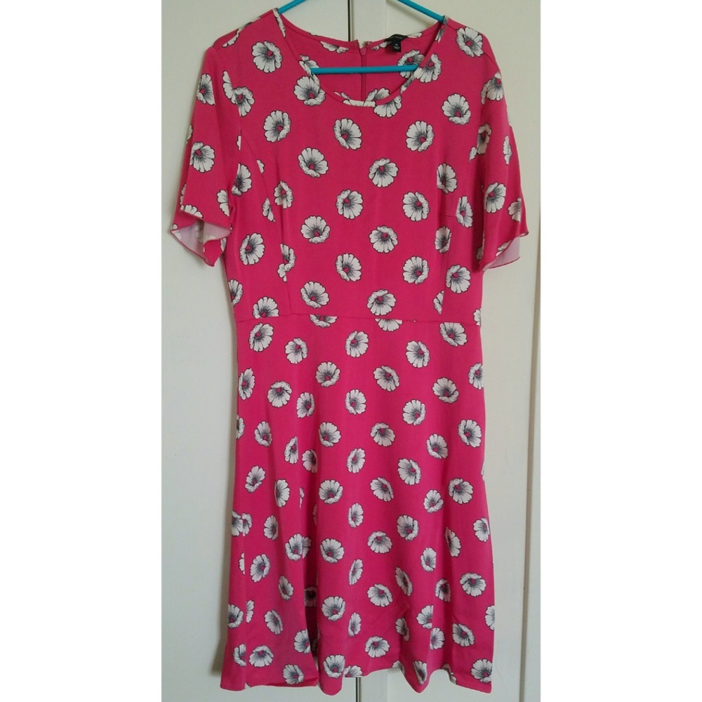 NWOT Ann Taylor Midi Dress